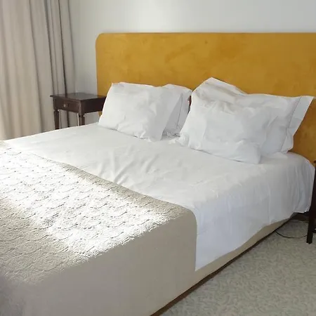 Alojamento de Acomodação e Pequeno-almoço Casa Dos Suecos