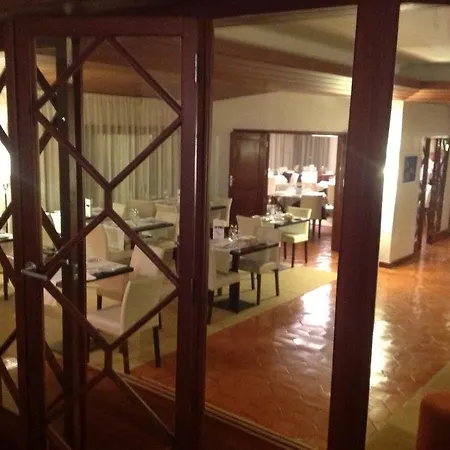 Alojamento de Acomodação e Pequeno-almoço Casa Dos Suecos