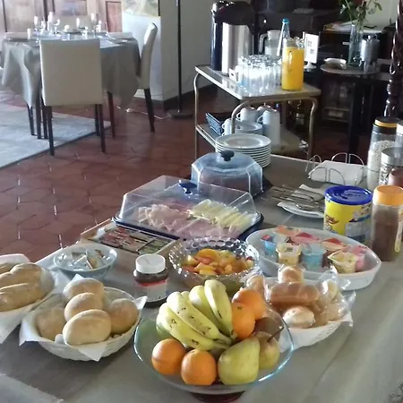 Alojamento de Acomodação e Pequeno-almoço Casa Dos Suecos
